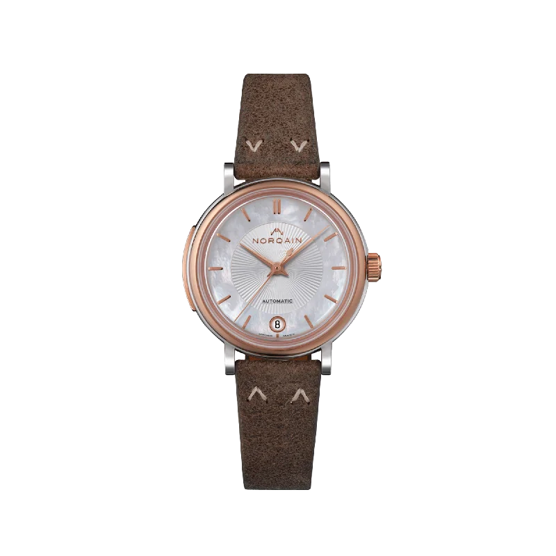 NORQAIN Freedom 60 - Gold - Mother of Pearl 34mm - Praline Norlando Strap